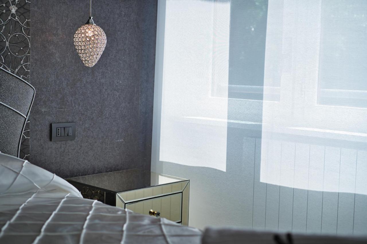 Distinto Suite & Rooms Lecce Exteriér fotografie