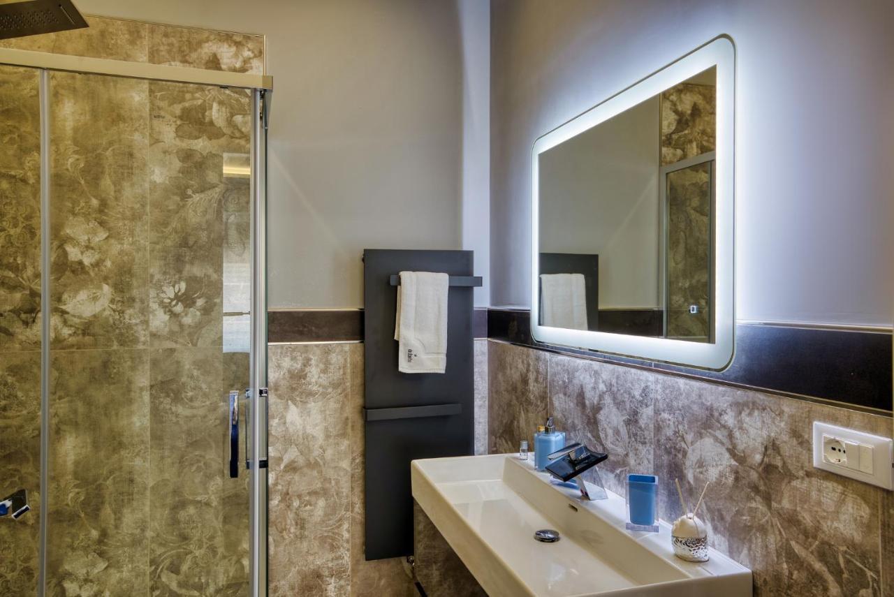 Distinto Suite & Rooms Lecce Exteriér fotografie