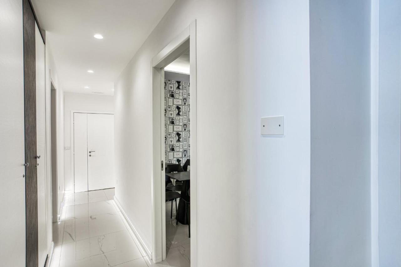 Distinto Suite & Rooms Lecce Exteriér fotografie