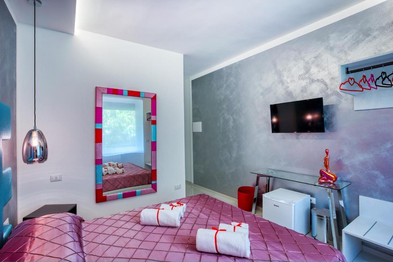 Distinto Suite & Rooms Lecce Exteriér fotografie